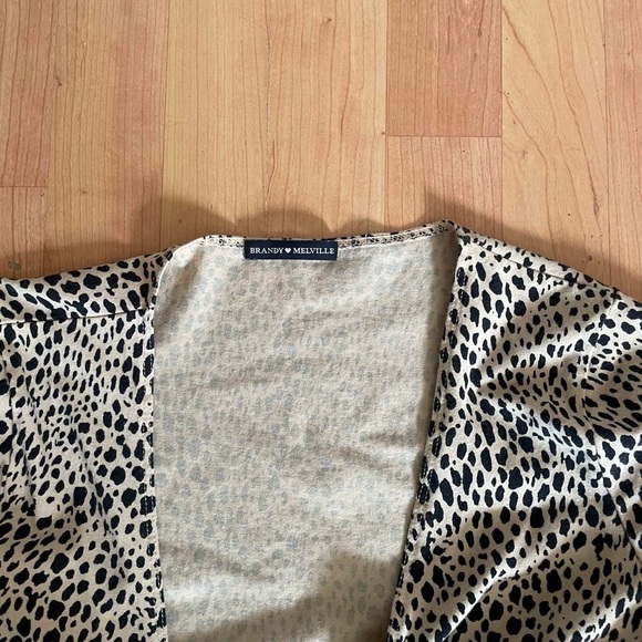 Brandy Melville cheetah print top - Picture 2 of 4